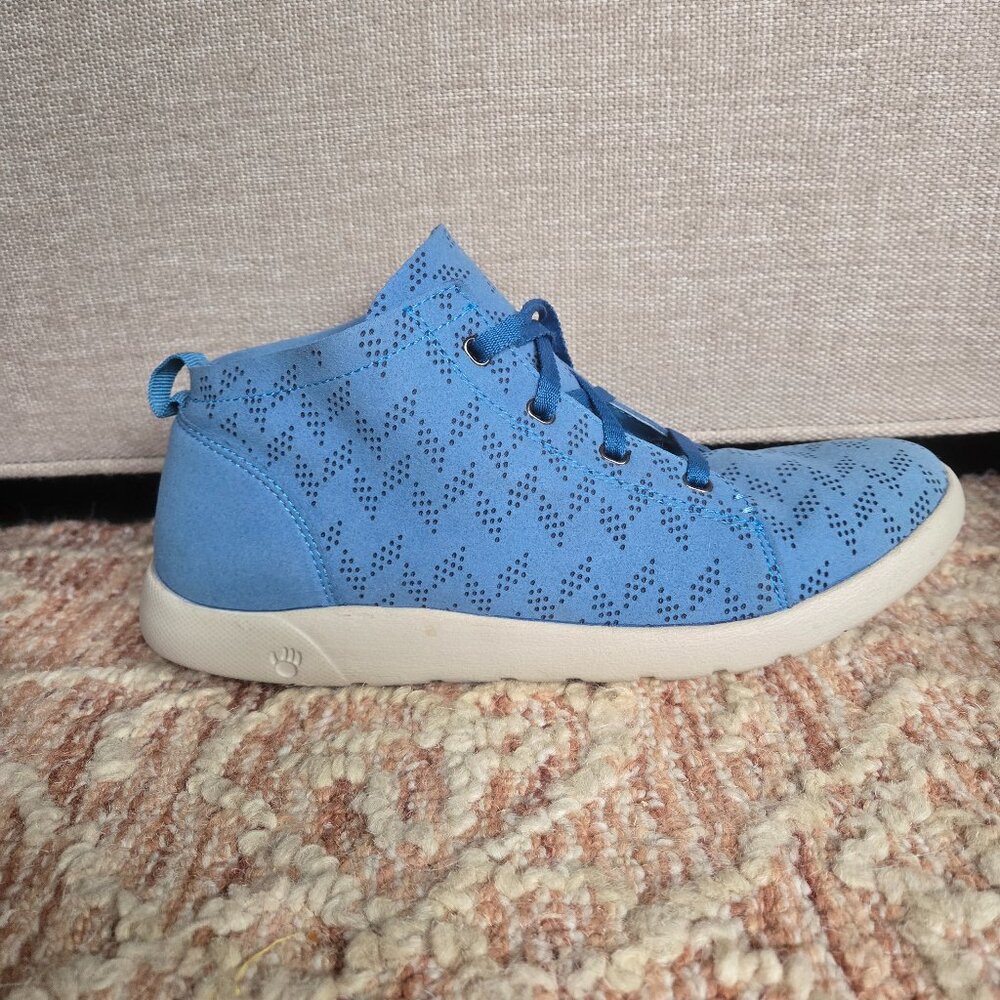 BearPaw Gracie bootie lightweight sneaker